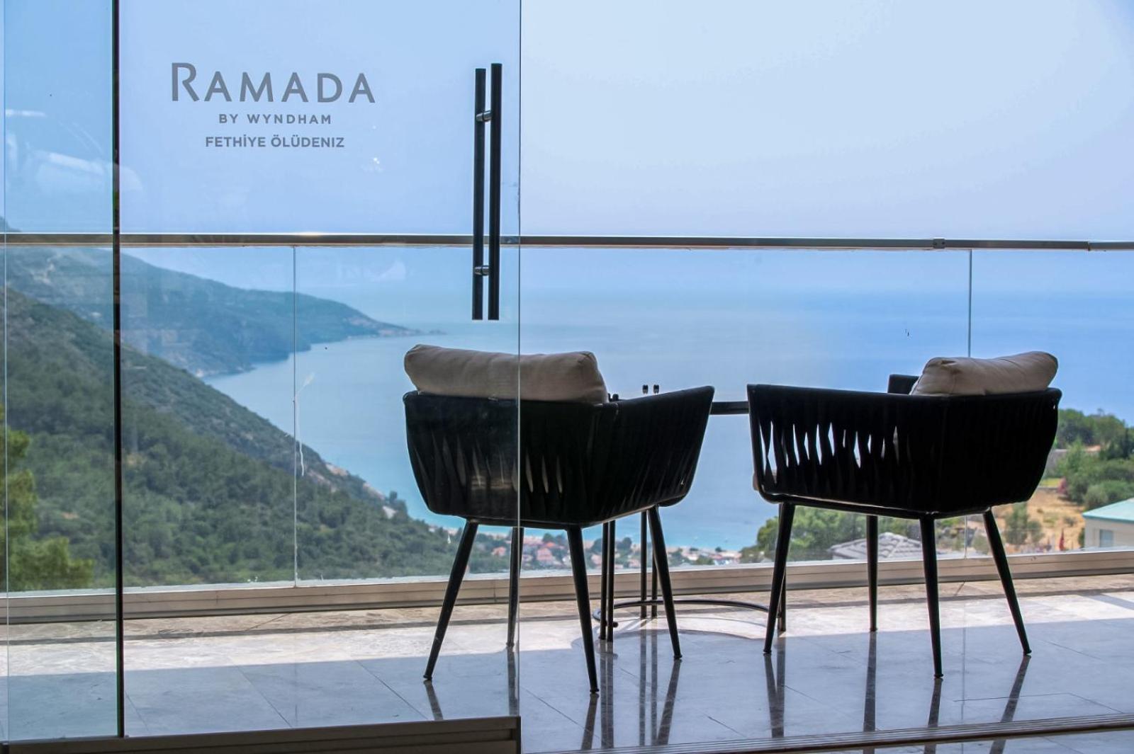 Отель Ramada By Wyndham Fethiye Oludeniz Adult Only Экстерьер фото