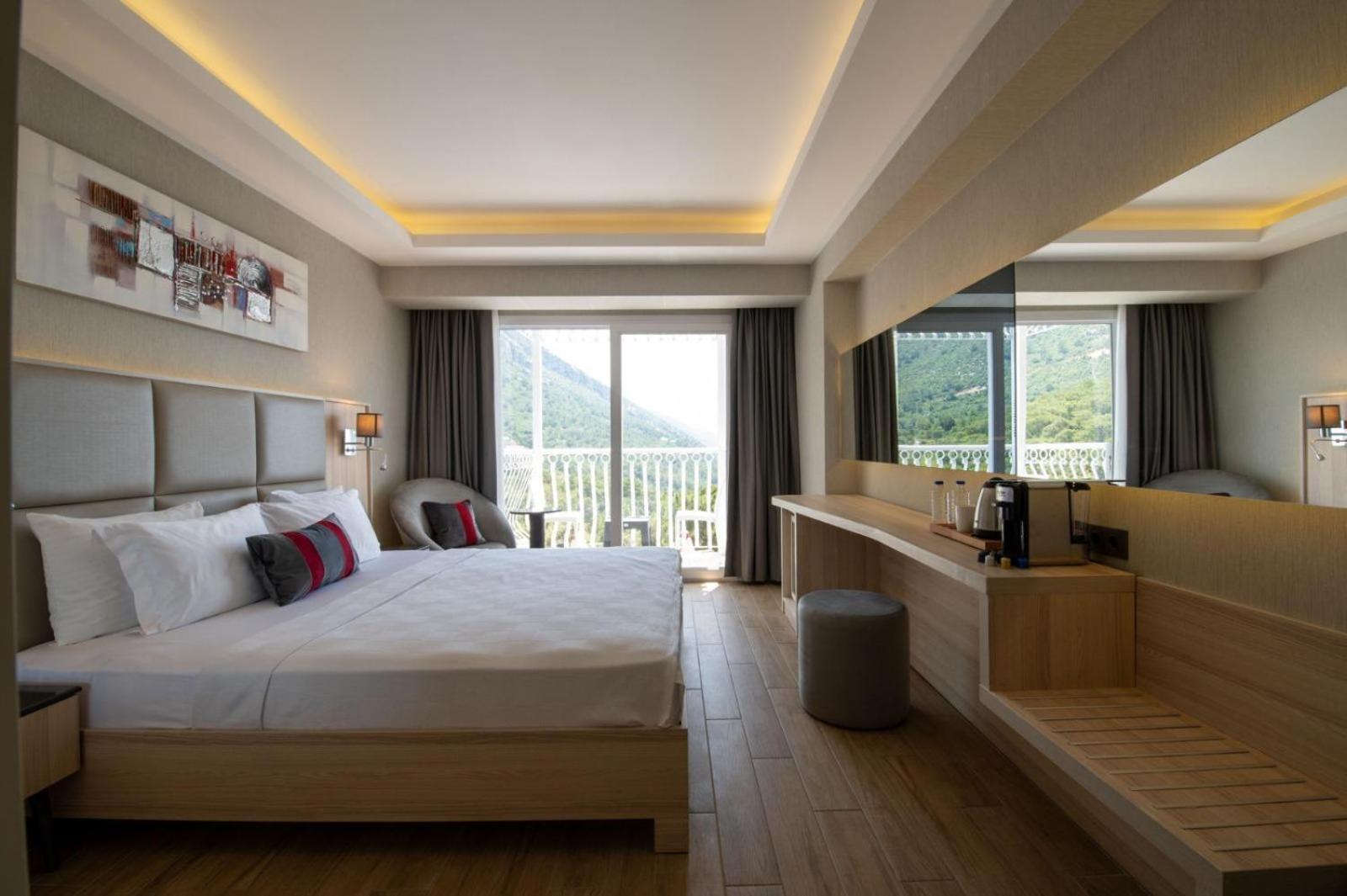 Отель Ramada By Wyndham Fethiye Oludeniz Adult Only Экстерьер фото
